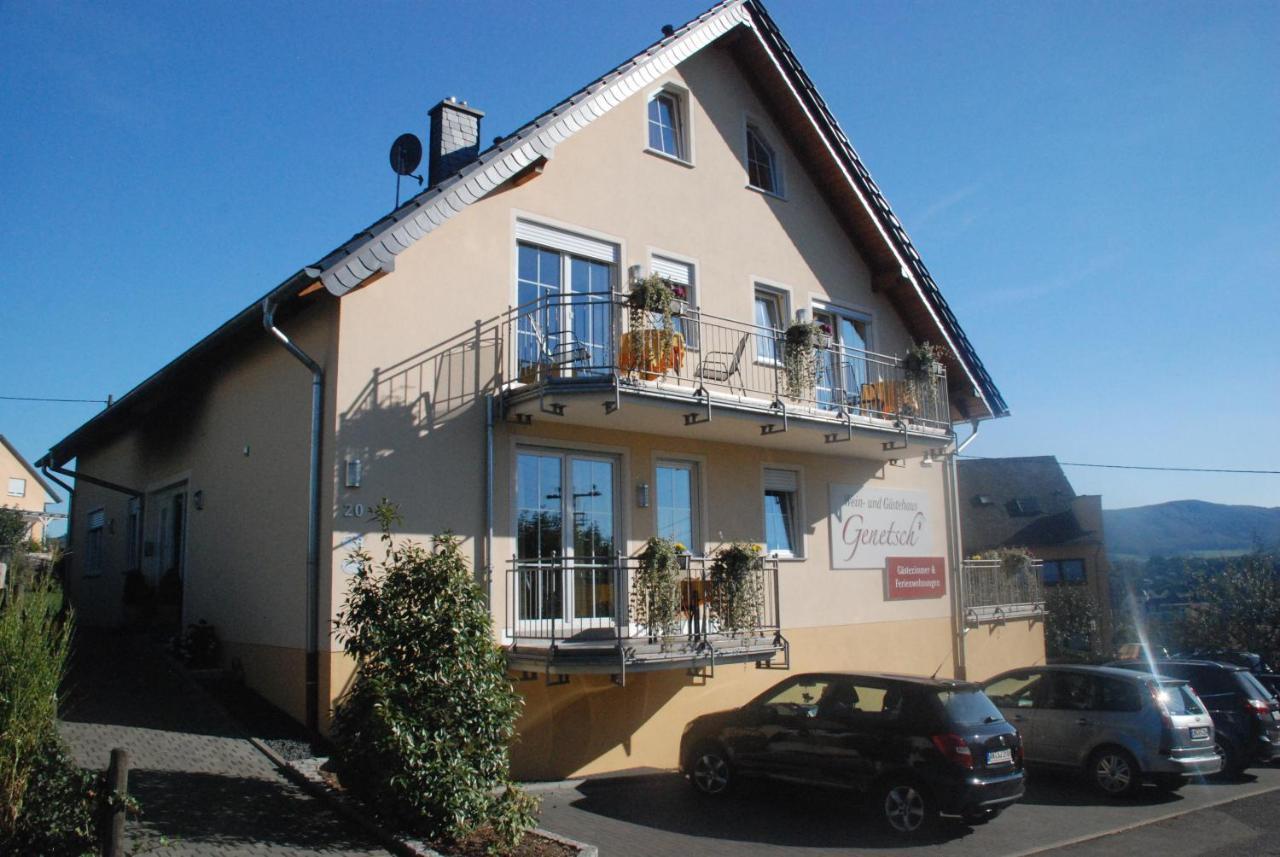 Wein- Und Gaestehaus Genetsch 利塞尔 外观 照片